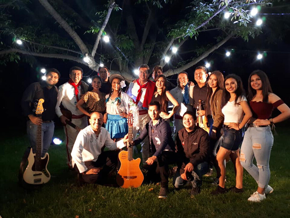 Backstage de Cantares  y Esther Marisol