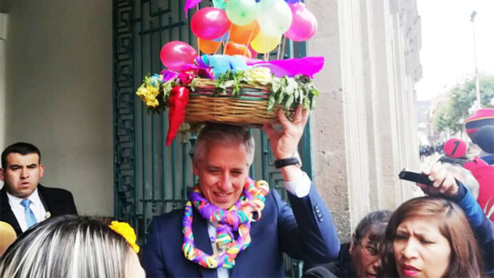 García Linera afirma que este 21F lo importante es “Compadres”