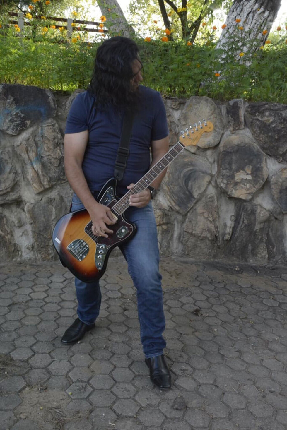 Oswaldo Cardona artista tarijeño