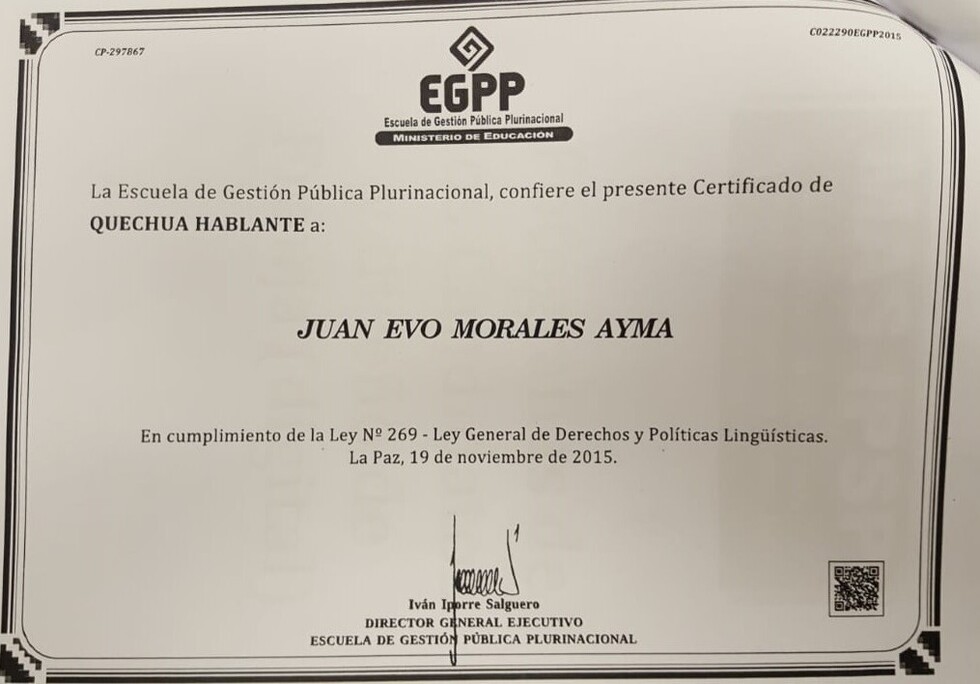 Inscripción de Morales ante el TSE incluye certificados de que es "aimara y quechua hablante"