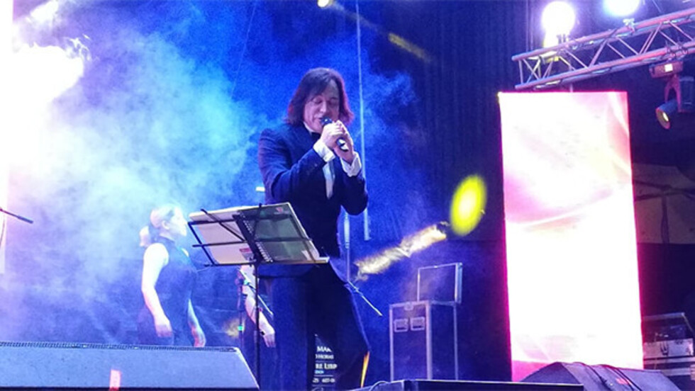 Los Bukis emocionan a sus fans de La Paz