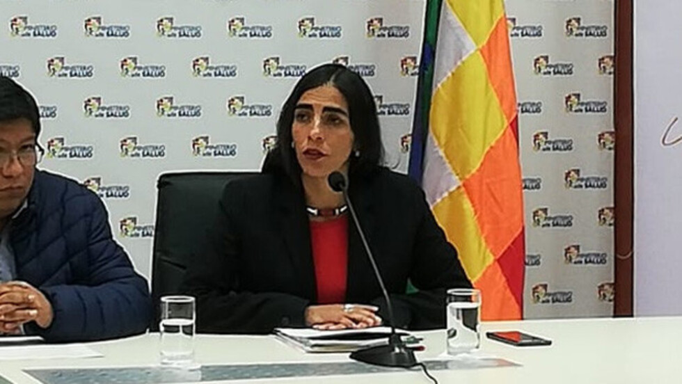 Gobierno pretende que Bolivia sea exportadora de fármacos oncológicos