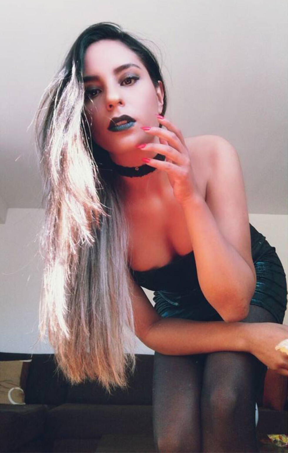 Mayra Gonzales  cantante  y jurado