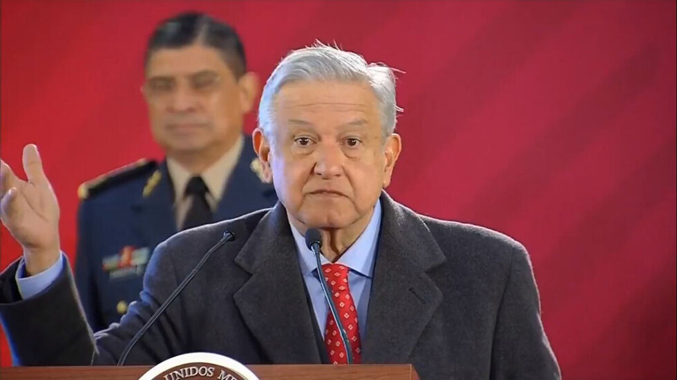 AMLO buscará congelar polémica reforma educativa