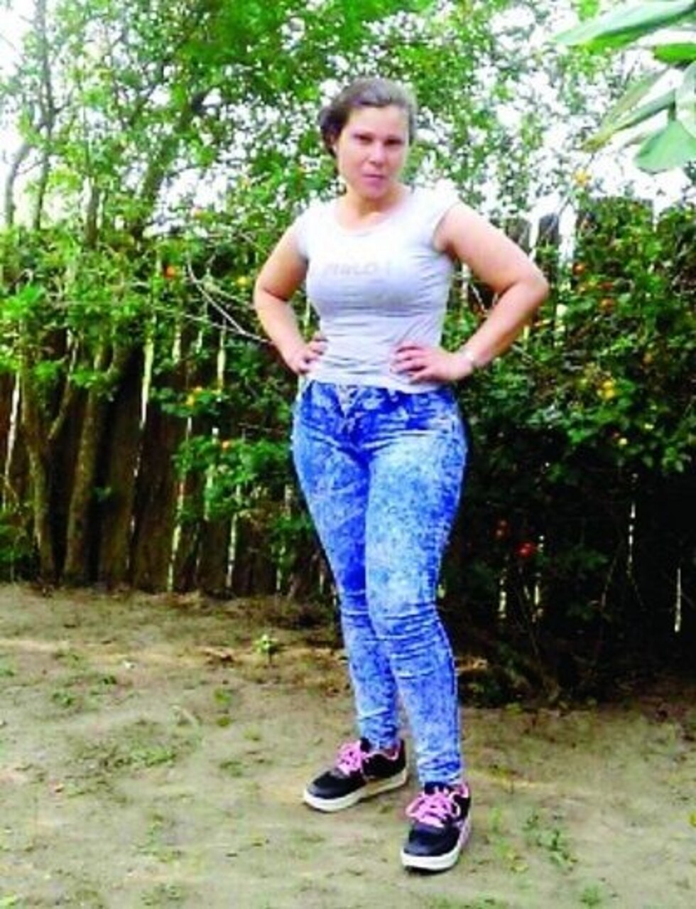 Cae pareja con una encomienda de marihuana