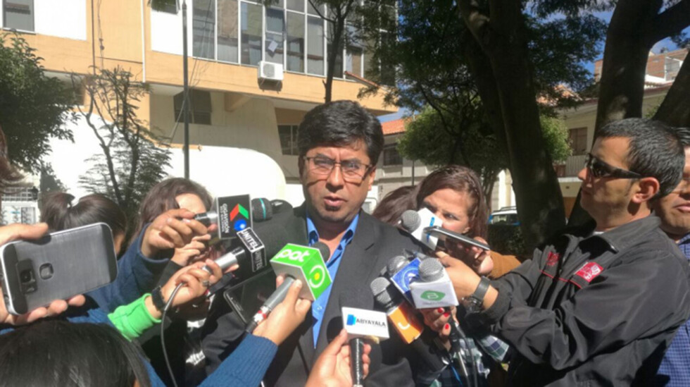 Ex ministro Sánchez asume presidencia de la ABC