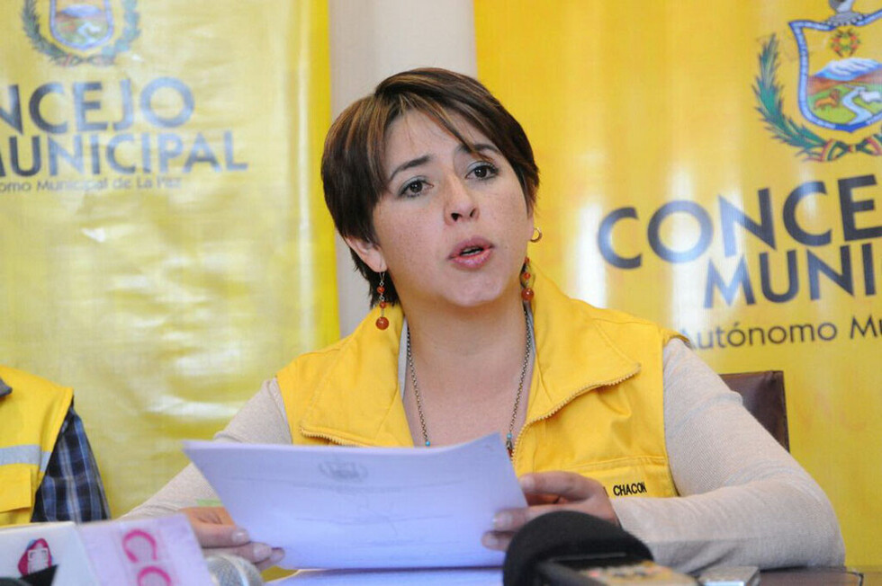 Chacón denuncia acoso político de Sol.bo