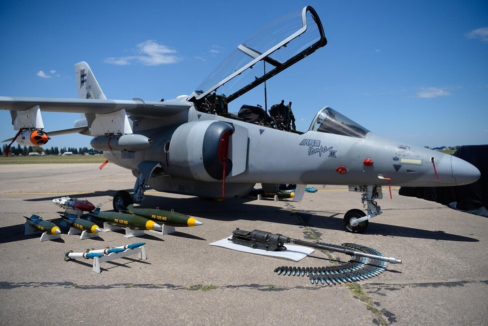 Israel se opone a que Bolivia obtenga aviones argentinos