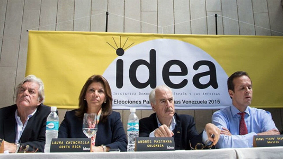 21 exmandatarios llaman “fraude” y “grave violación” a reelección de Evo