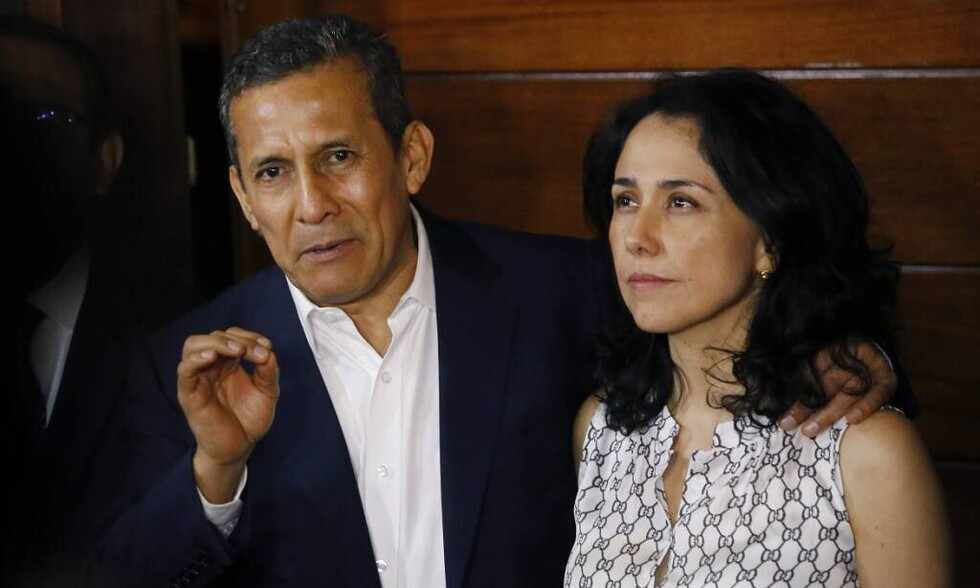 Ministro firma orden de extradición de Assange a EEUU