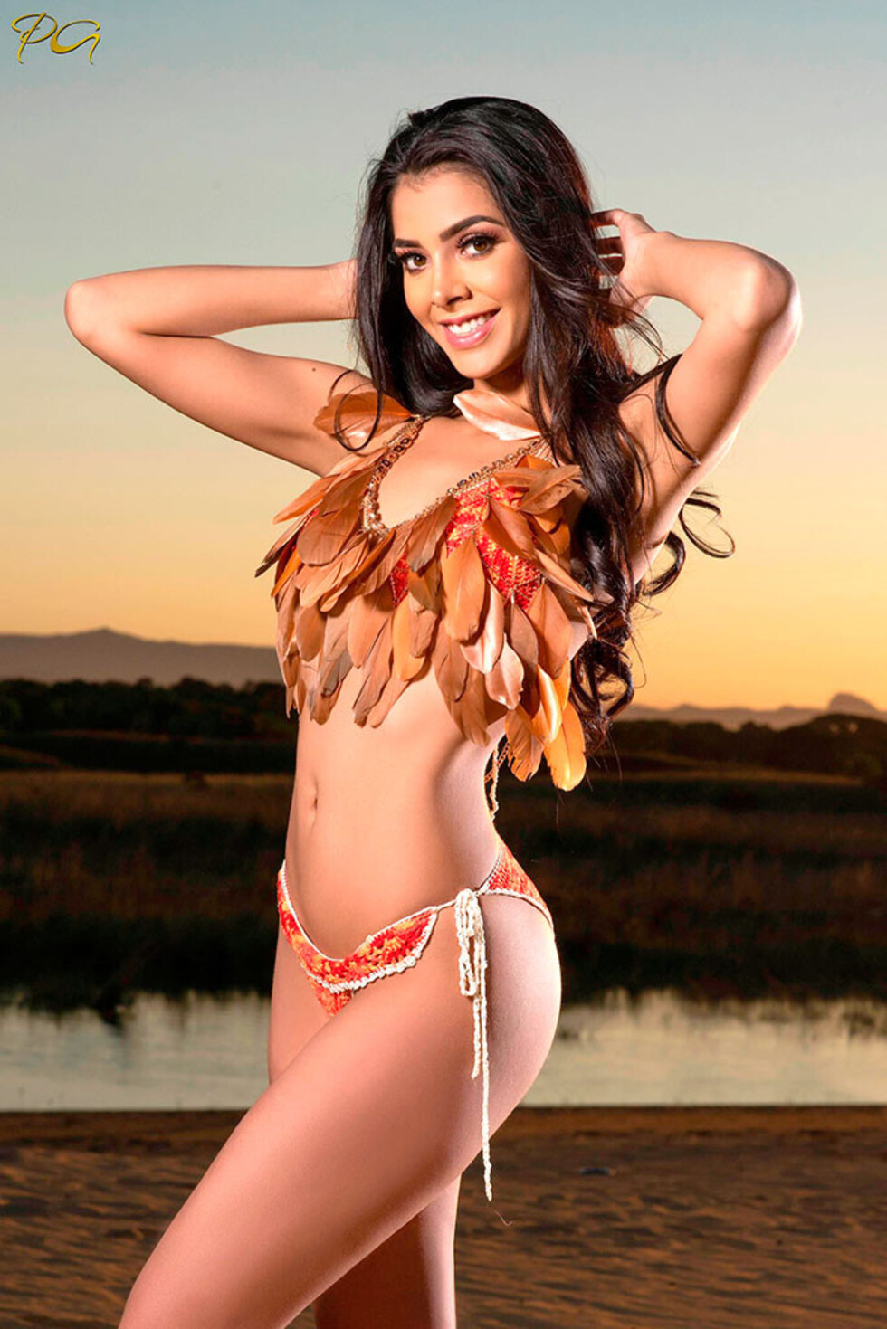 Fabiana Hurtado es Santa Cruz en el Miss Bolivia
