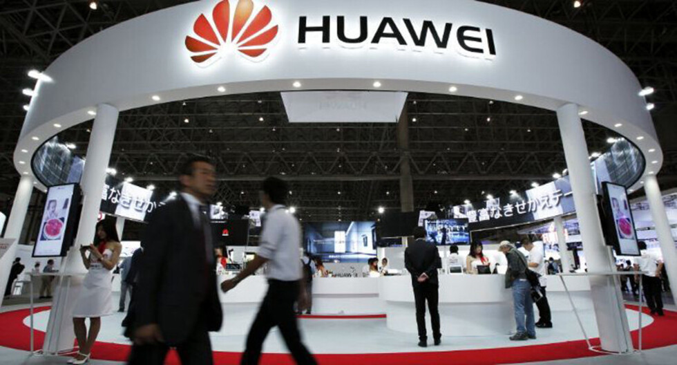 Huawei aplaza lanzamiento de teléfono flexible