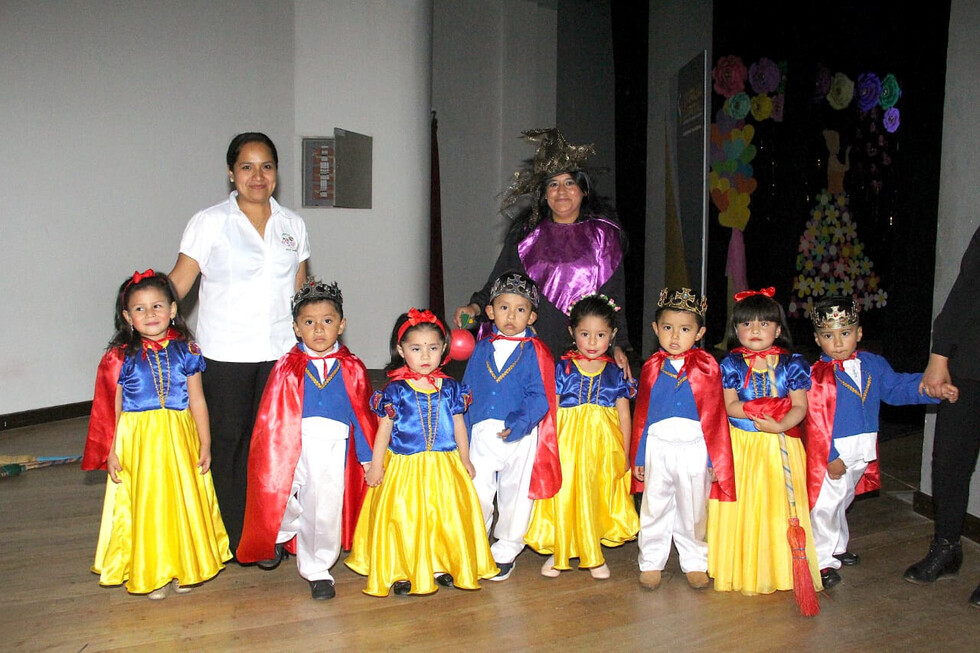 Gran festival de danzas infantil