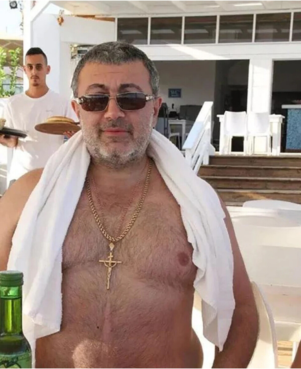 El calvario de las 3 hermanas rusas que mataron a su padre
