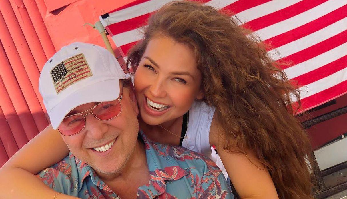 Tommy publicó  video íntimo de  Thalía en toalla