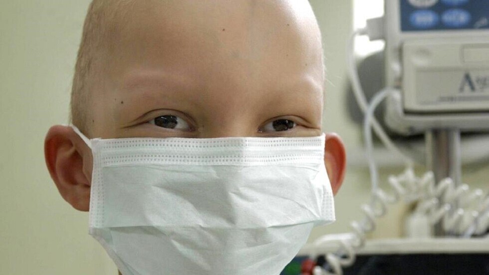 Entregan proyecto de ley que prevé tratamiento gratuito para niños y mujeres con cáncer