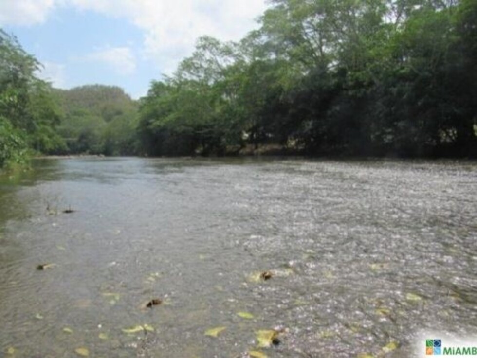 Hallan cuerpo de soldado arrastrado por un río