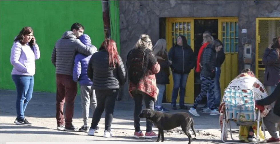 Matan a puñaladas a un almacenero en Rosario