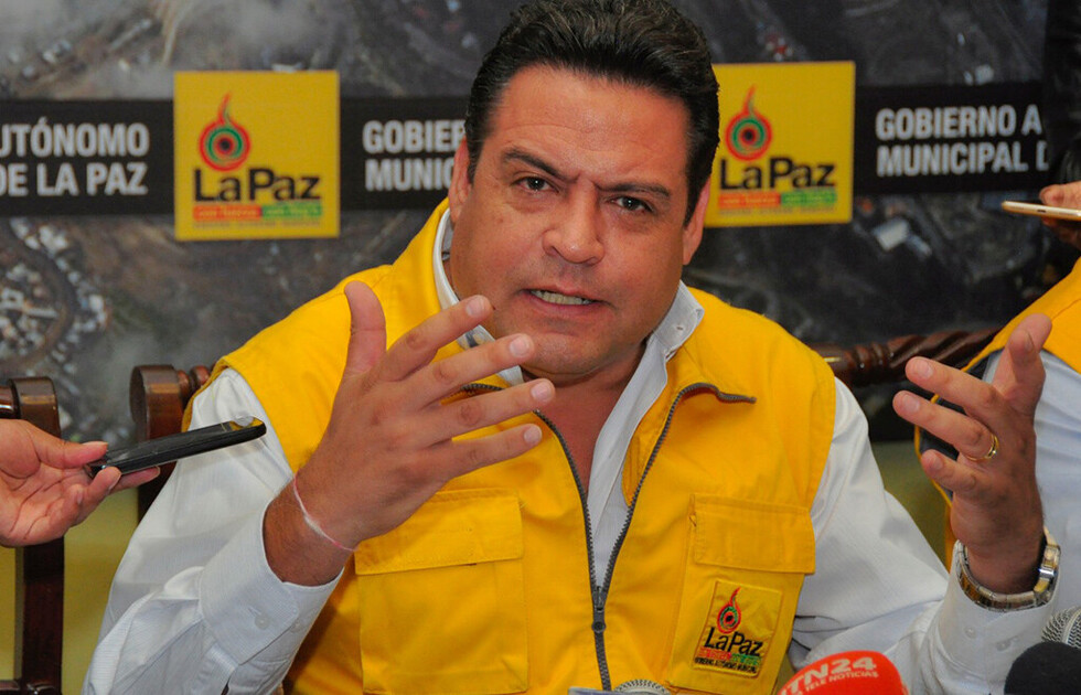 Alcalde paceño Luis Revilla denuncia persecución judicial