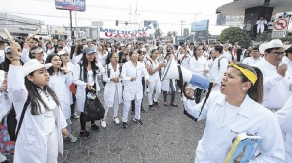 Cumbre: pacientes con cáncer exponen su realidad