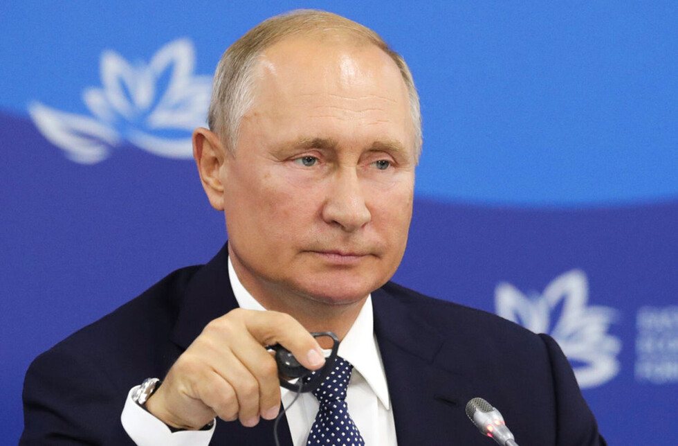 Putin invita al G7 a Rusia y dice estar abierto al diálogo