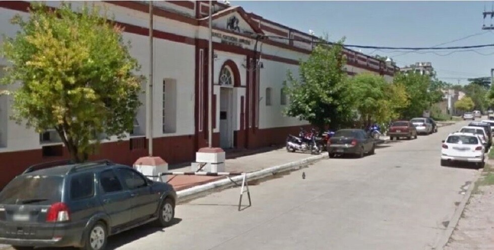 Asesinaron a facazos a preso en una disputa en Argentina