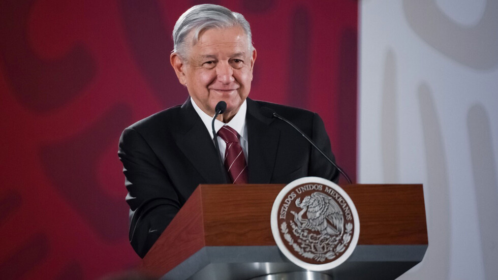 AMLO califica de exitosa la reunión Ebrard-Pence