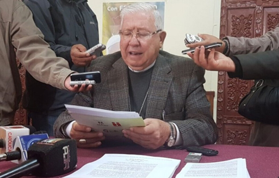 Monseñor Juárez: censura a encuesta vulnera la CPE