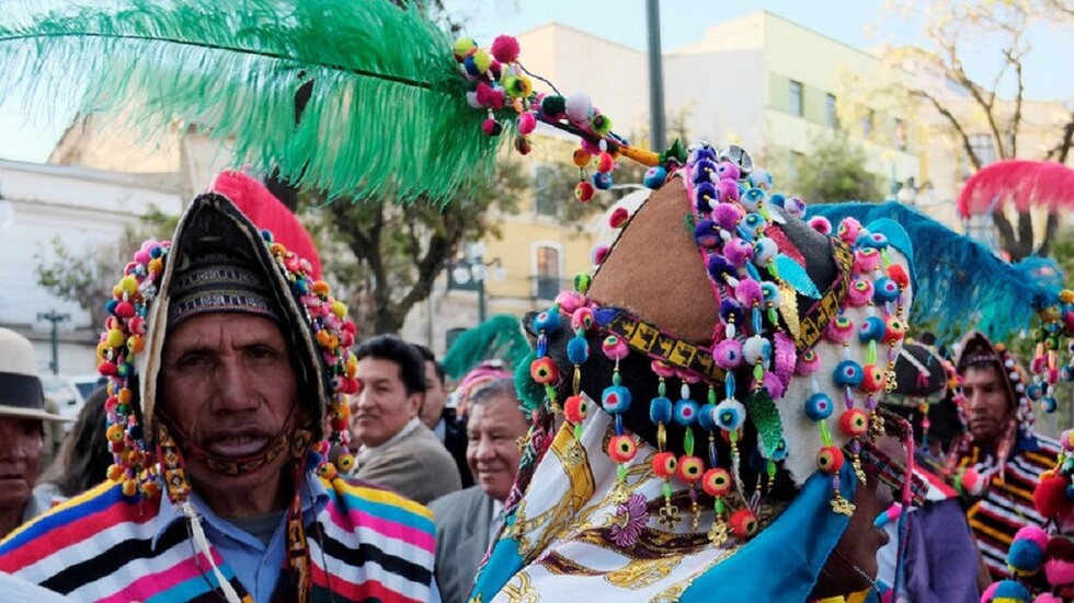 Etnia boliviana T'simanes enfrenta problemas de peso por culpa del aceite y el azúcar