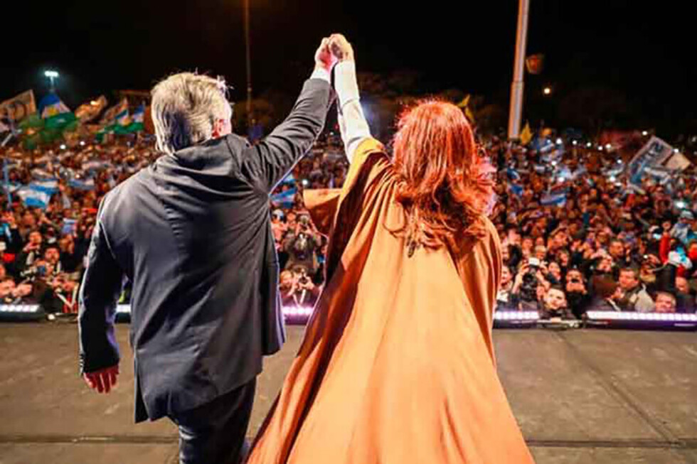 De vuelta a Argentina, Cristina retoma campaña