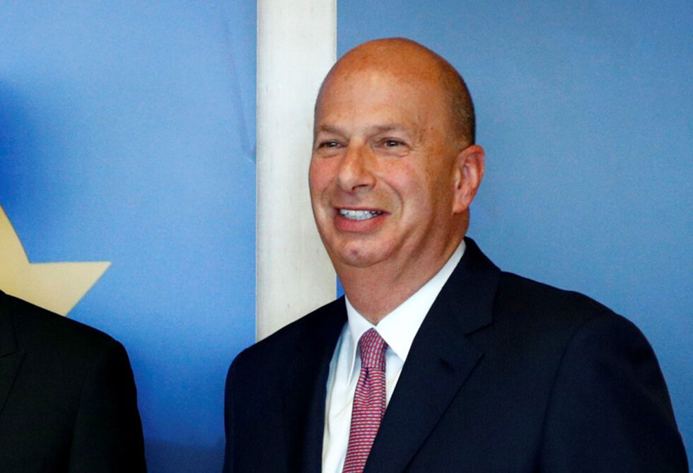 Embajador testificará en pesquisa sobre Trump