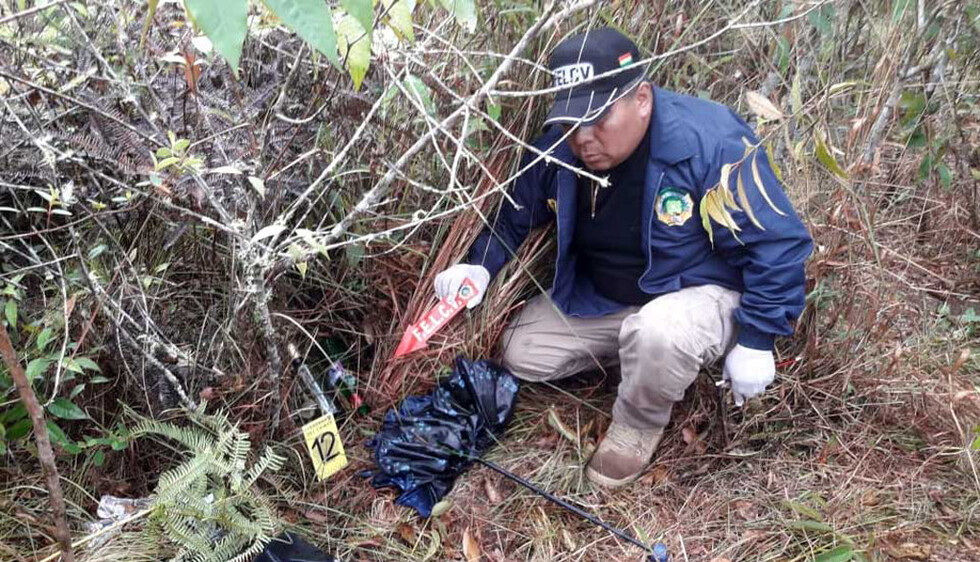 Feminicidio:  hallan a una  mujer muerta  en Coroico
