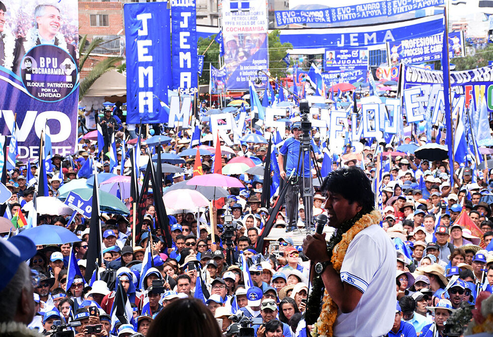 Evo Morales pide que "no lo abandonen" este domingo