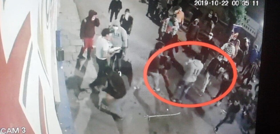 Policía va tras turba que destrozó bienes del estado en Tarija