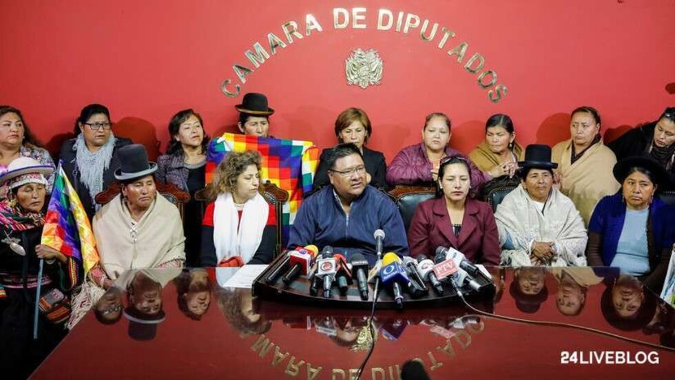 Gobierno y bancada del MAS buscan diálogo para pacificar el país