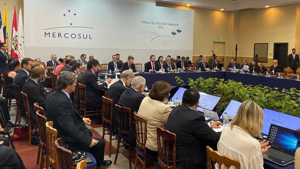 Uruguay pide aplicar cláusula democrática contra Bolivia en Mercosur