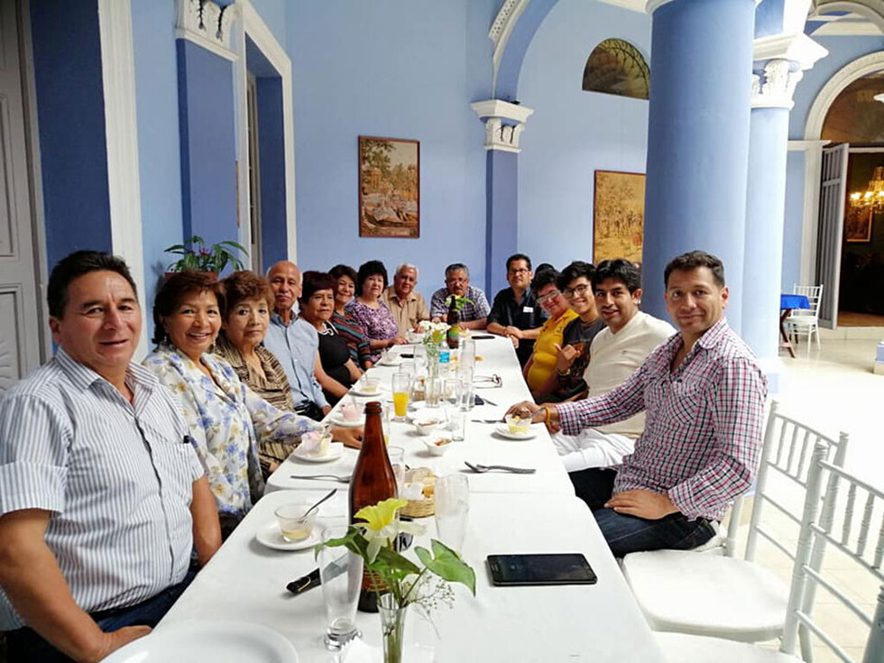 Pasándola bien junto a la familia y amigos