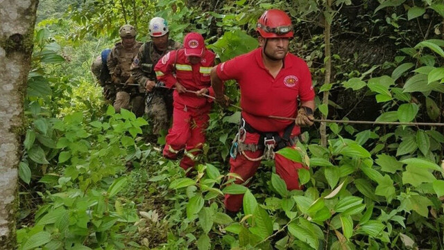 Buscan a seis desaparecidos en ríos La Asunta y Marquilla