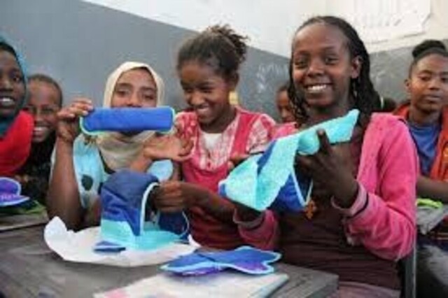 Las niñas que luchan contra la “humillación” de menstruar