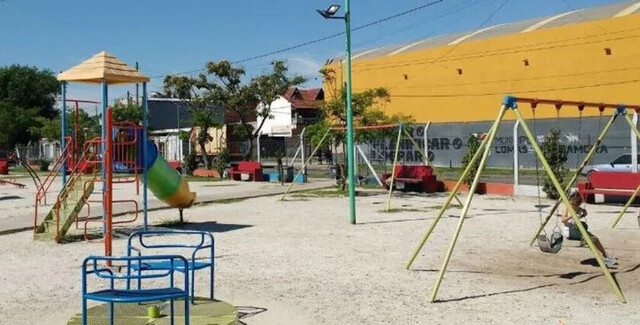 Lo mataron a golpes y le prendieron fuego