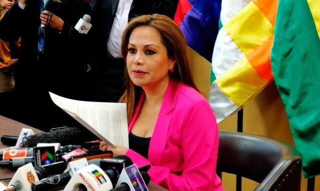 Lizárraga pide a Áñez que no se deje utilizar por “oportunistas” y políticos tradicionales