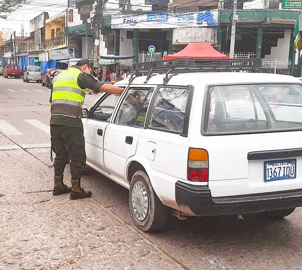 Investigan a policía que pidió “coima” en Yacuiba