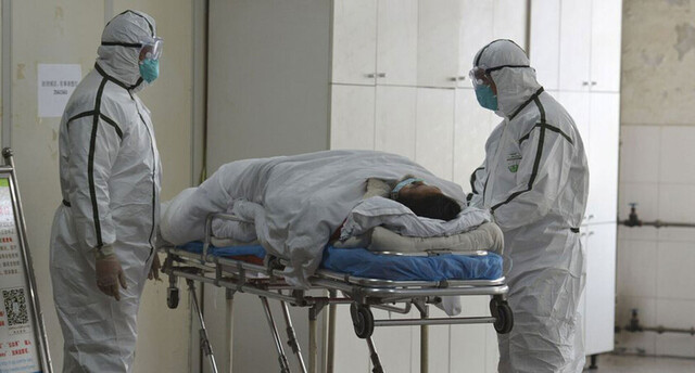 Sube a más de 900 el número de muertos por coronavirus