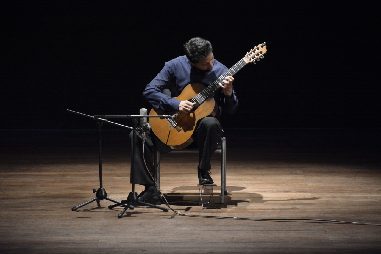 Una noche vibrante con la guitarra de  Gabriel Torres