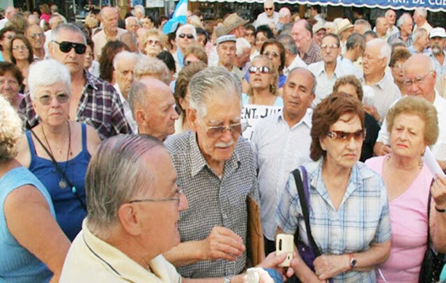 Aumentan 13% la pensión de jubilados en Argentina