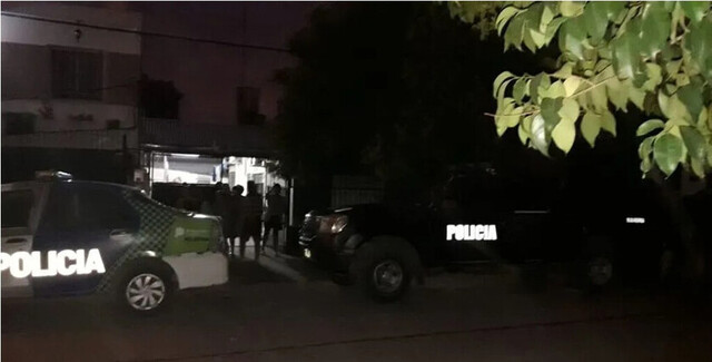 Vecinos casi linchan a sujeto que mató a joven