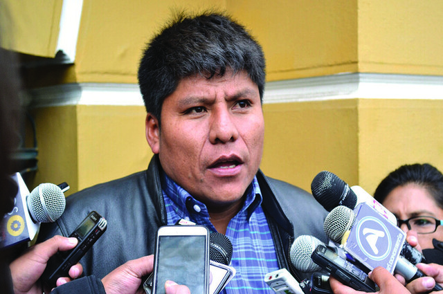 MAS no se resigna, anuncia denuncia penal contra el TSE