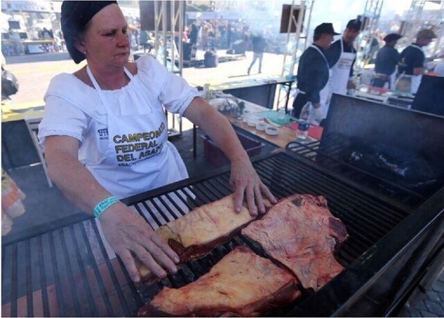 Exportaciones de carne argentina a China caen 30% en enero por discusión precios y coronavirus