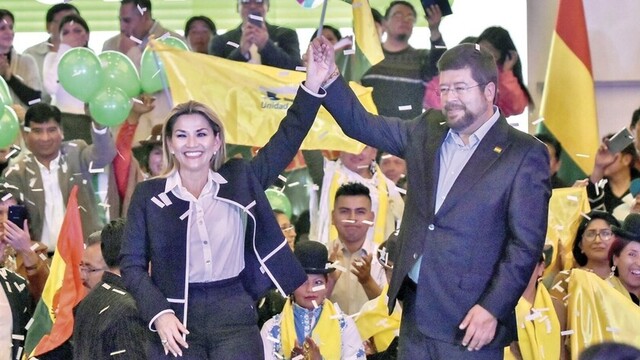 Rumbo al 3M: O demasiado juntos o demasiado separados