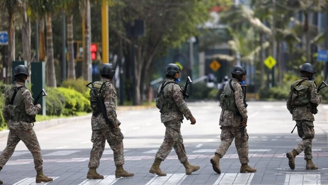 Perú decreta "toque de queda" porque jóvenes contrajeron el Covid-19 en fiestas nocturnas
